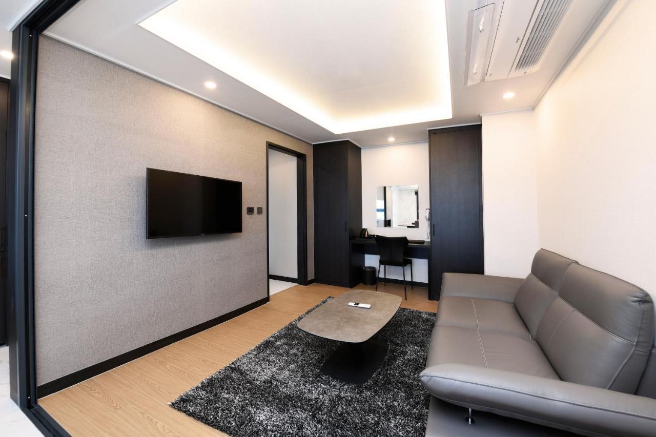 Utop Marina Hotel & Resort Yeosu Εξωτερικό φωτογραφία