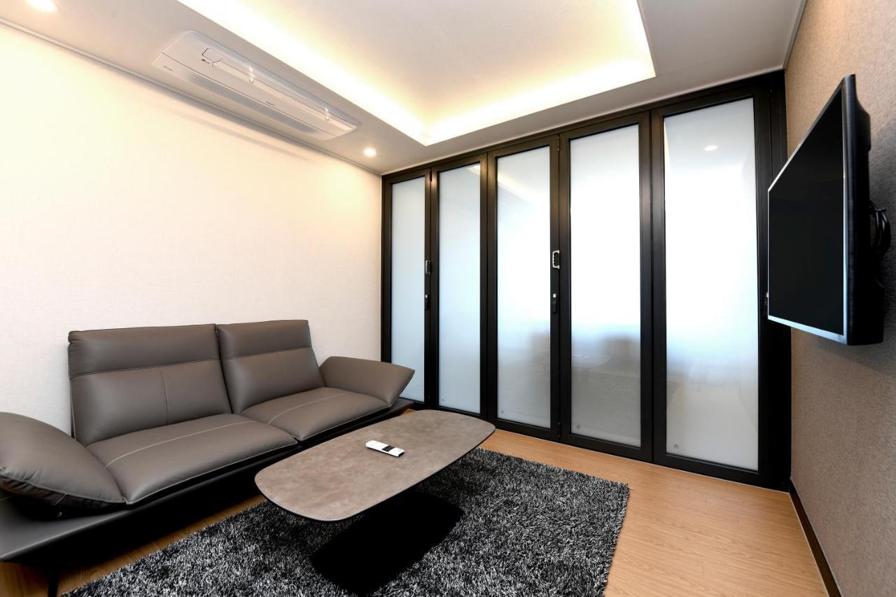 Utop Marina Hotel & Resort Yeosu Εξωτερικό φωτογραφία