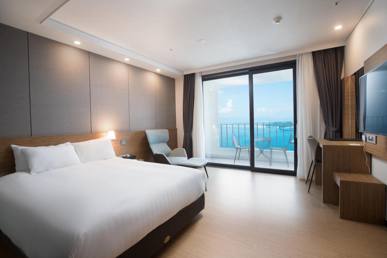 Utop Marina Hotel & Resort Yeosu Εξωτερικό φωτογραφία