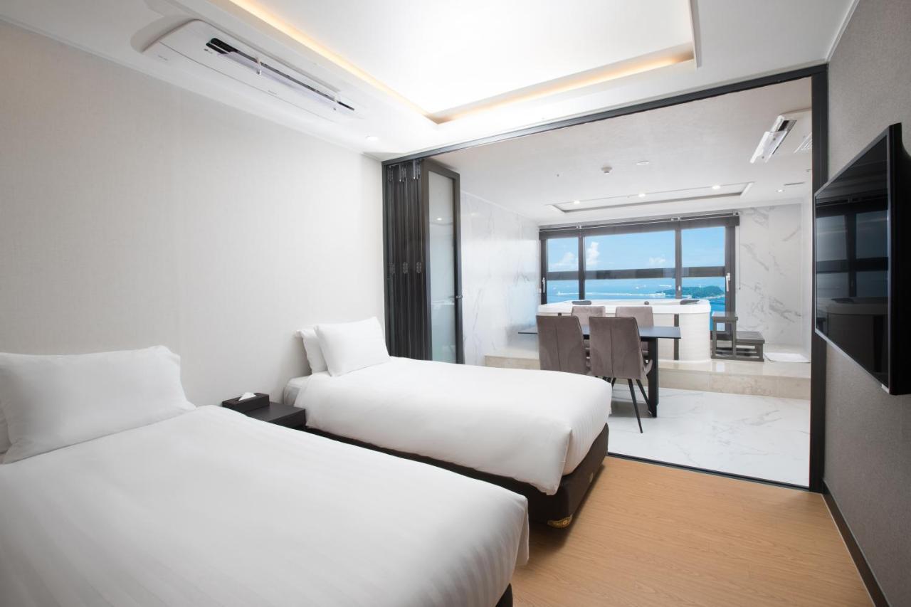 Utop Marina Hotel & Resort Yeosu Εξωτερικό φωτογραφία