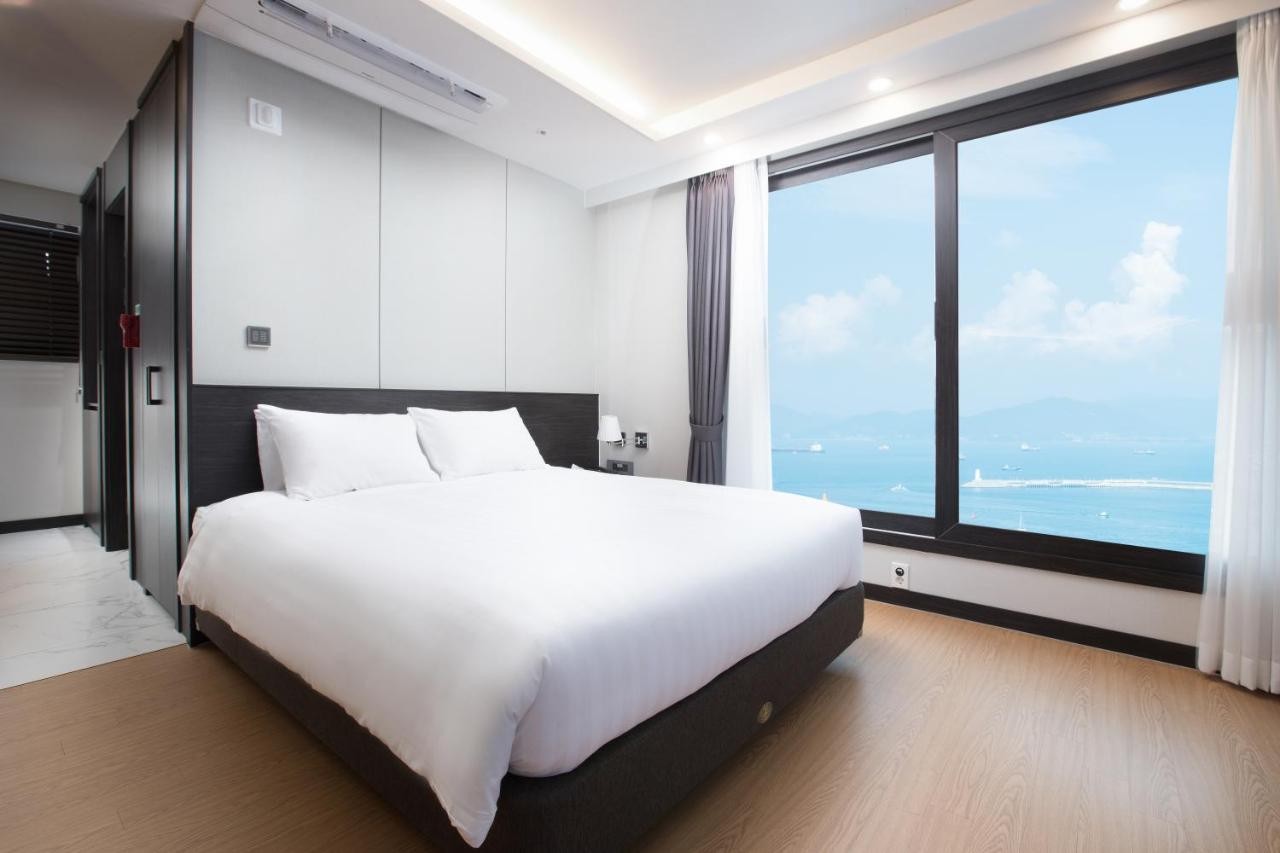 Utop Marina Hotel & Resort Yeosu Εξωτερικό φωτογραφία